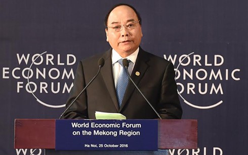 Thủ tướng Nguyễn Xuân Phúc: Kết nối kinh tế trong khu vực Mekong phải được xem là một trọng tâm - ảnh 1